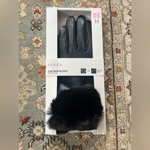 Leather gloves